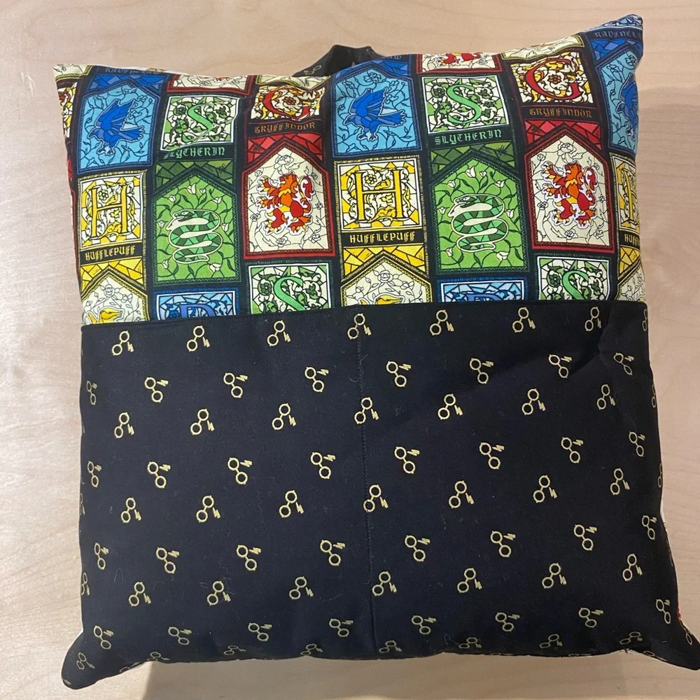 Hand Crafted Hogwarts House Crest Pillow - Multicolor (NX)